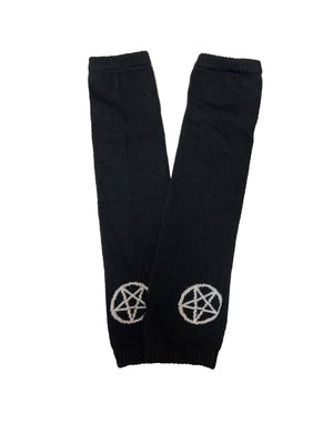 Knitted Pentagram gloves black and white from gothic gloves collection at Pamela Mann